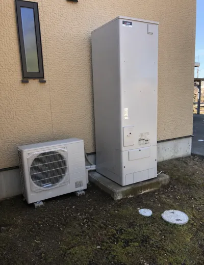 【宇治市】リモコンにエラーコードが表示されることがあったためエコキュートを交換｜UWH-4617AD2UからSRT-ST466への施工事例（施工後）