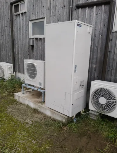 【長岡京市】湯はり完了までに時間がかかるようになったためエコキュートを交換｜EBS-H37QTA4からSRT-ST376への施工事例（施工後）