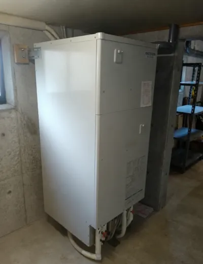 【長岡京市】リモコンにエラーコードが表示されることがあったためエコキュートを交換｜CTU-461NA6からCTU-46AZ1への施工事例（施工前）