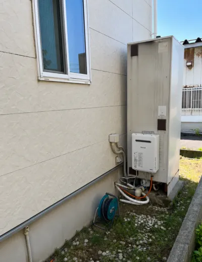 【相楽郡精華町】湯はり中にリモコンへエラーコードが表示されることがあったためエコキュートを交換｜BE-A46CWUからHE-J46LSへの施工事例（施工前）