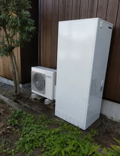 【綴喜郡宇治田原町】追いだきをしてもおふろがしっかり温まりにくくなったためエコキュートを交換｜CTU-371D1A8からCTU-37AZ1への施工事例（施工後）