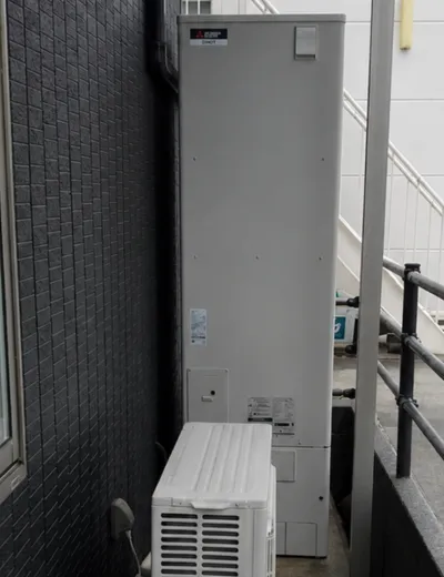 大阪市東淀川区で追いだきに時間がかかるエコキュートを460Lタイプへ交換｜HHP-AT375HATRからSRT-ST467へ（施工後）