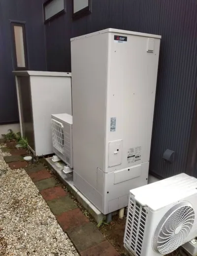 大阪市浪速区で追いだき後もお湯がぬるいエコキュートを交換｜SRT-ST37UからSRT-ST377Uへ（施工後）