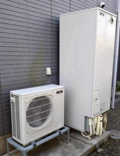 堺市中区で浴室リモコンが反応しにくいエコキュートを交換｜SRT-ST46BからSRT-ST467Uへ（施工前）