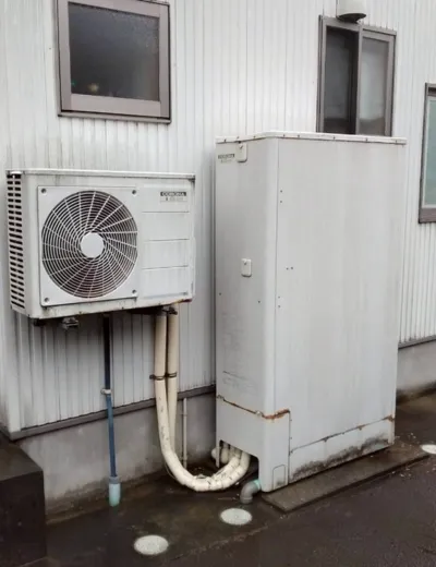 堺市堺区で自動湯はりが途中で止まるエコキュートを交換｜CTU-H3726A2からCTU-E372AZ1へ（施工前）