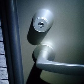 玄関ドアの開錠と鍵をGOALのVｰTXに交換｜春日部市上蛭田