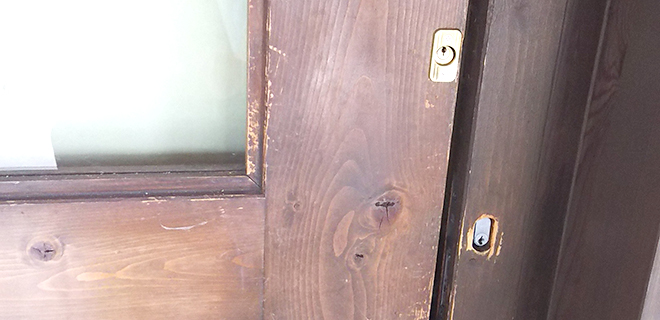 壊れた玄関引き戸の鍵