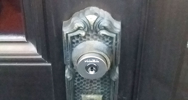 装飾錠の鍵交換