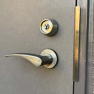 自宅玄関の鍵をイージスゲートに交換