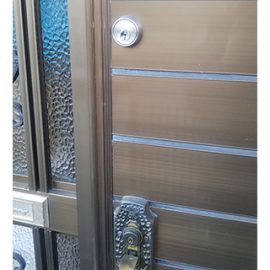 玄関ドアにディンプルタイプの補助錠を設置｜瑞浪市土岐町