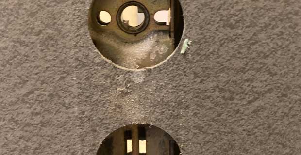 千葉市若葉区でシリンダーを取り外して洗浄・注油