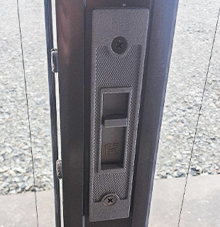 大阪市城東区今福西の倉庫扉の鍵