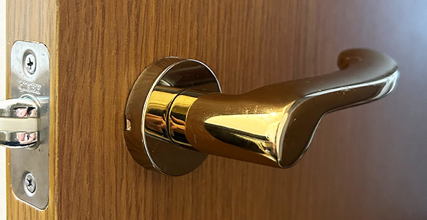 摂津市桜町ドアノブ修理