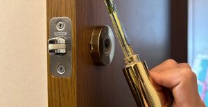 摂津市桜町ドアノブ修理