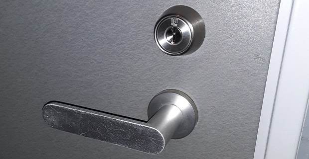 岩倉市下本町鍵交換