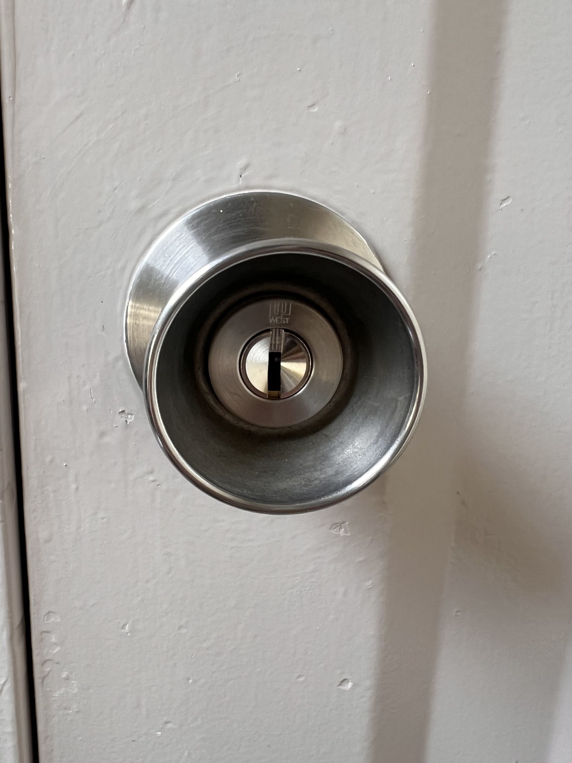 江戸川区のお客様からのご依頼｜集合住宅の1室を購入したので玄関の鍵を交換してほしい