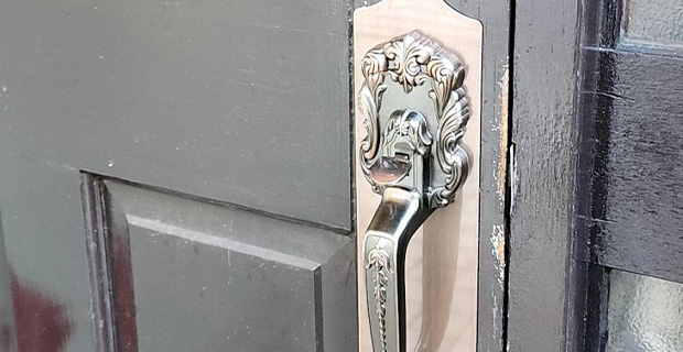 蒲郡市宝町鍵交換