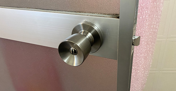 稲沢市稲葉ドアノブ交換