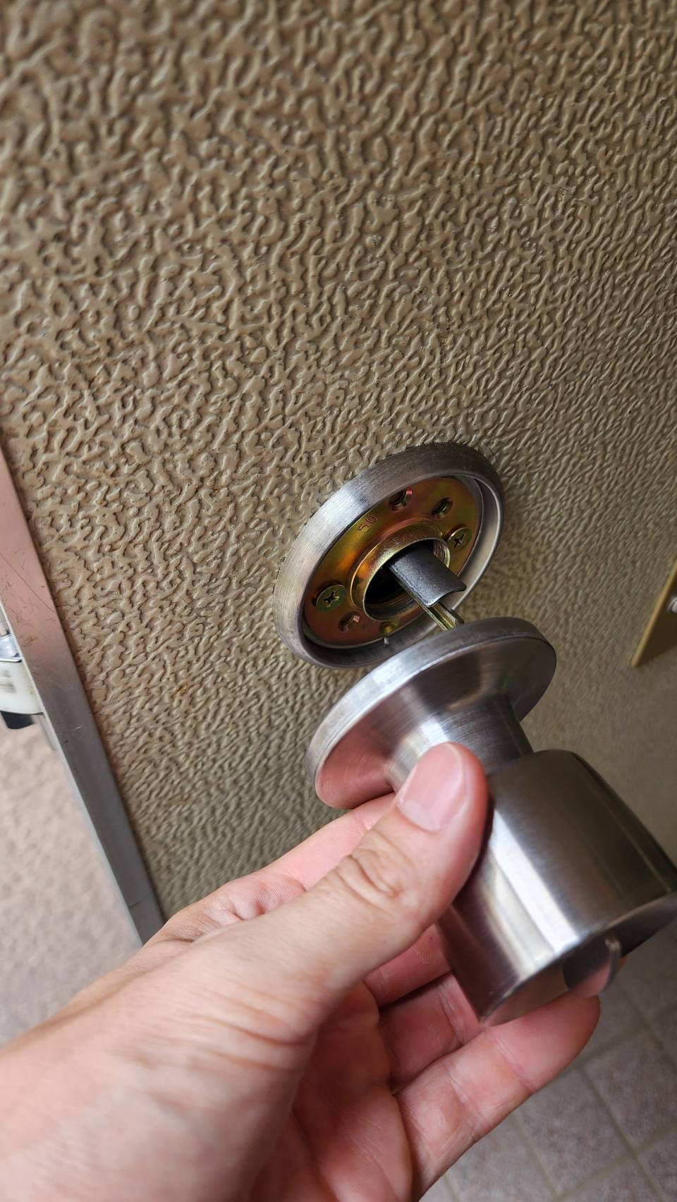 玄関のドアノブ