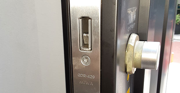 玄関の錠前一式交換｜川口市