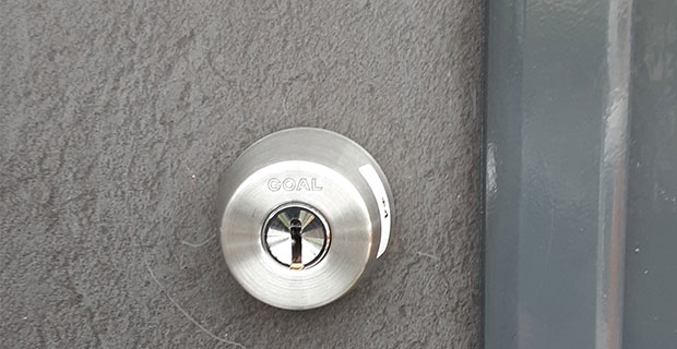 玄関プッシュプル錠の鍵交換｜川口市