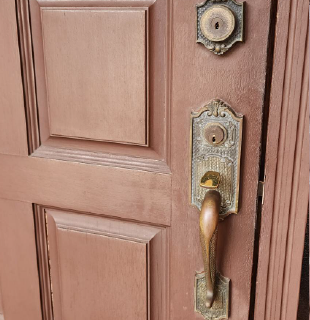 那須郡那珂川町三輪のサムラッチ錠交換