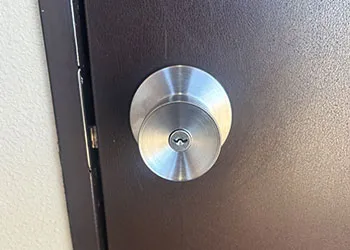 玄関のドアノブ交換｜埼玉県比企郡嵐山町