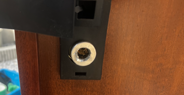 TOSTEMの「カザス」不具合で破壊開錠