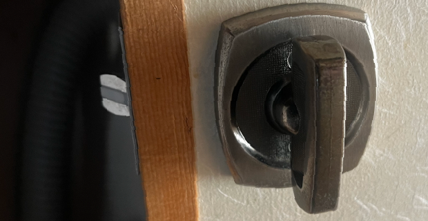 川西市鼓が滝の戸襖錠ラッチ交換