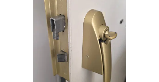 サムターン修理