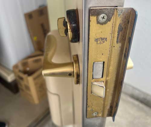 堀込錠の型番やメーカー名刻印