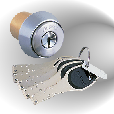 ALPHA FBロック シリンダーと子鍵