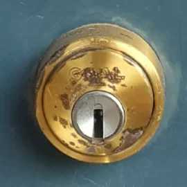 横浜市港北区吉田東のオートロックマンション鍵交換