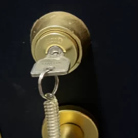 賃貸アパートでのMIWA U9シリンダー鍵抜き│練馬区中村北