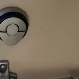 玄関防犯サムターン「パタンテ」のぐらつき修理｜練馬区桜台