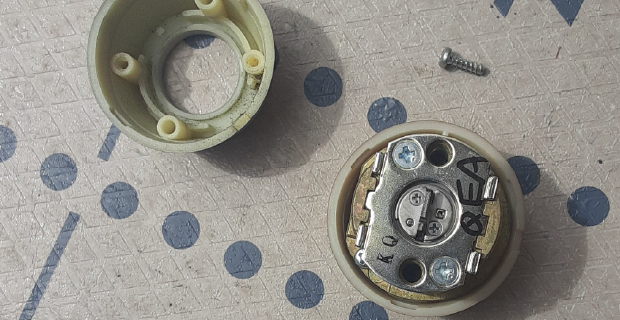 杉並区浜田山の玄関鍵交換