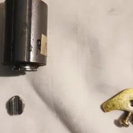 【MIWA UR】シリンダー内部に折れて残った鍵の除去作業｜練馬区小竹町