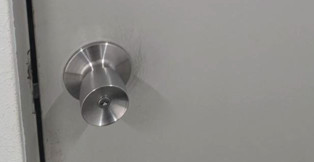 中央区日本橋室町の法人様オフィスに電子錠設置