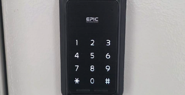 中央区日本橋室町の法人様オフィスに電子錠設置