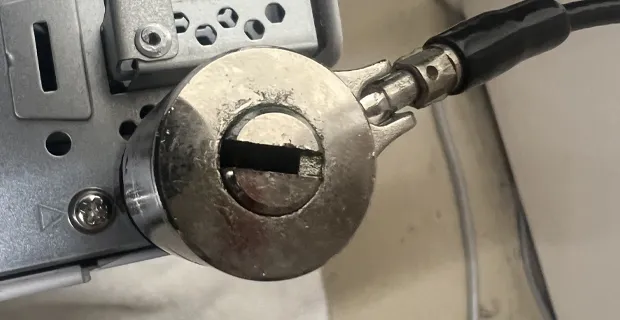 東京都中央区鍵開錠