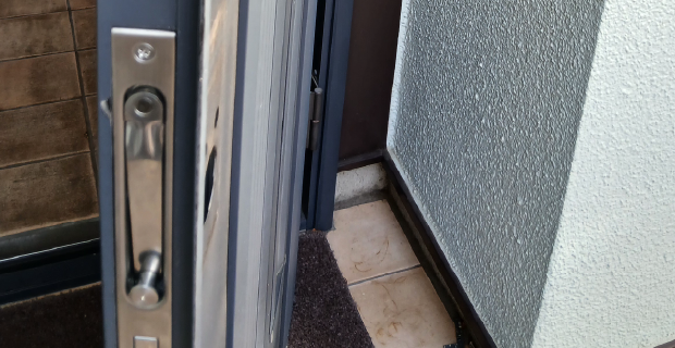 大田区東雪谷の戸建て玄関錠ケース交換