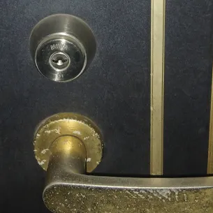 山梨県甲府市大和町鍵交換