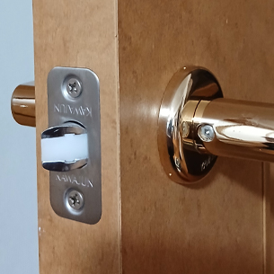 山梨県甲府市大里町ラッチ交換