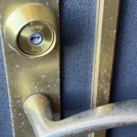 山梨県甲府市七沢町鍵交換