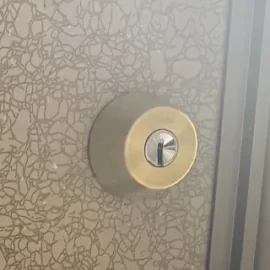 山梨県甲府市東光寺鍵交換