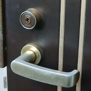 大田区南千束鍵交換