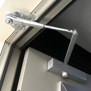 大田区山王ドアクローザー交換