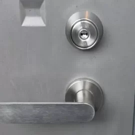 引っ越しに伴い戸建て住宅の鍵をディンプルキーに交換｜大田区大森北