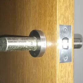 大田区蒲田ラッチ交換