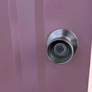 ドアノブ交換前の玄関ドア